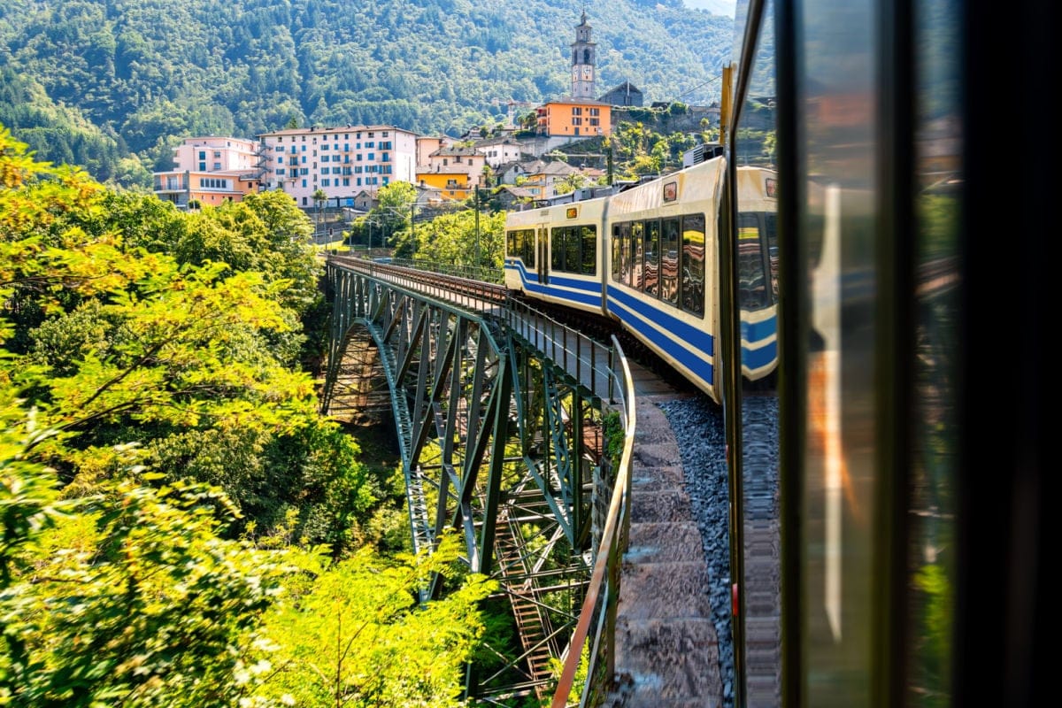 Discover Italy’s Hidden Gems And Alpine Lakes On This Century-Old Train Ride – ezroundtrip